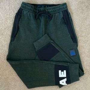 American Eagle Men’s XS